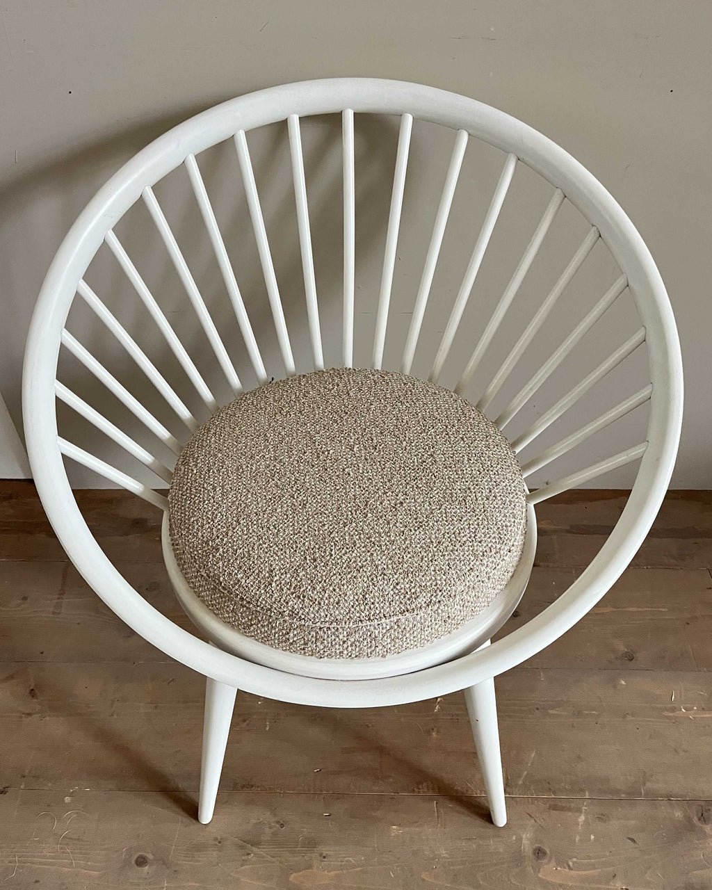 Circle Chair