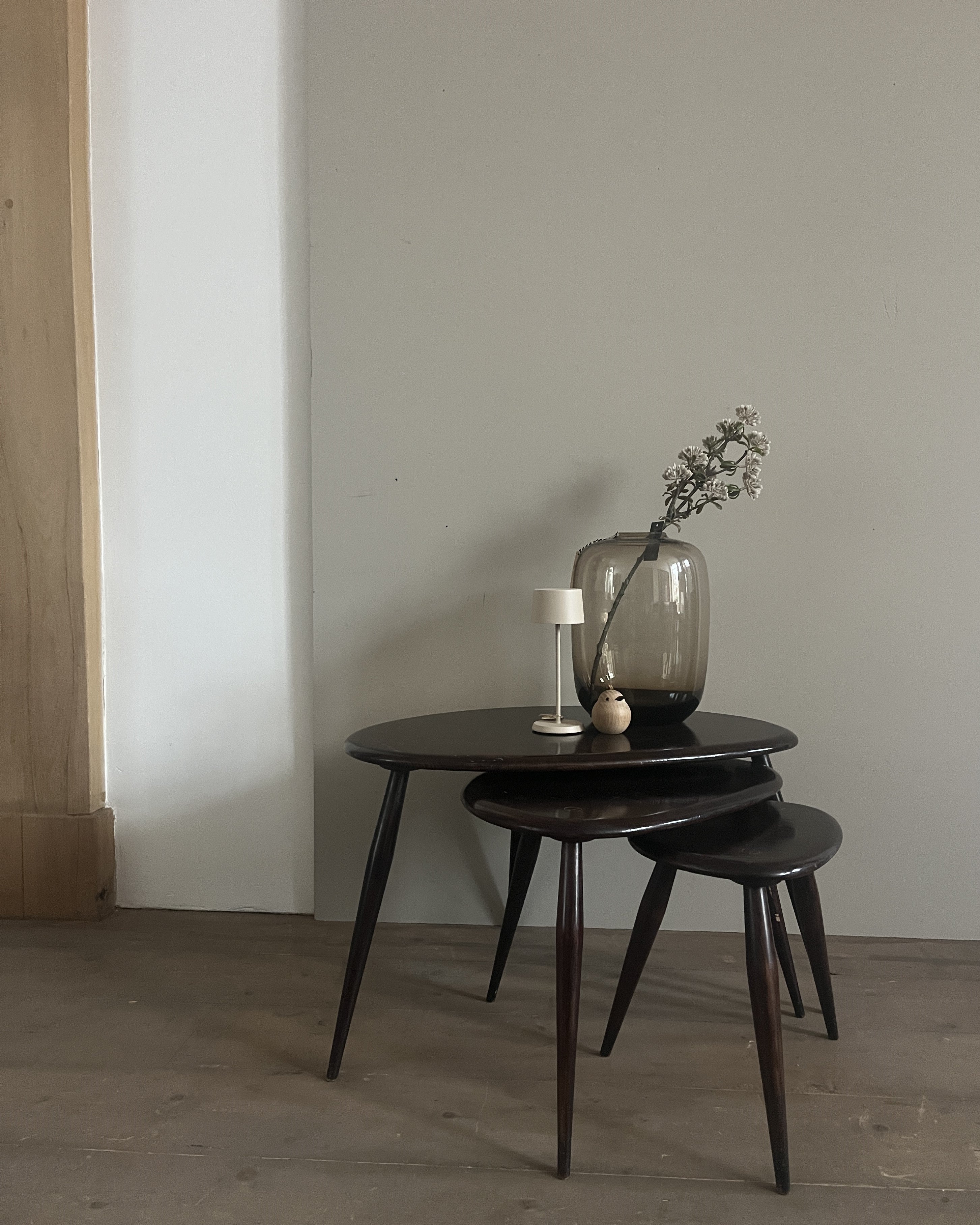 Bijzettafels Pebble, Ercol