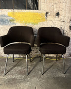 2er-Set Stühle im Eero Saarinen-Stil