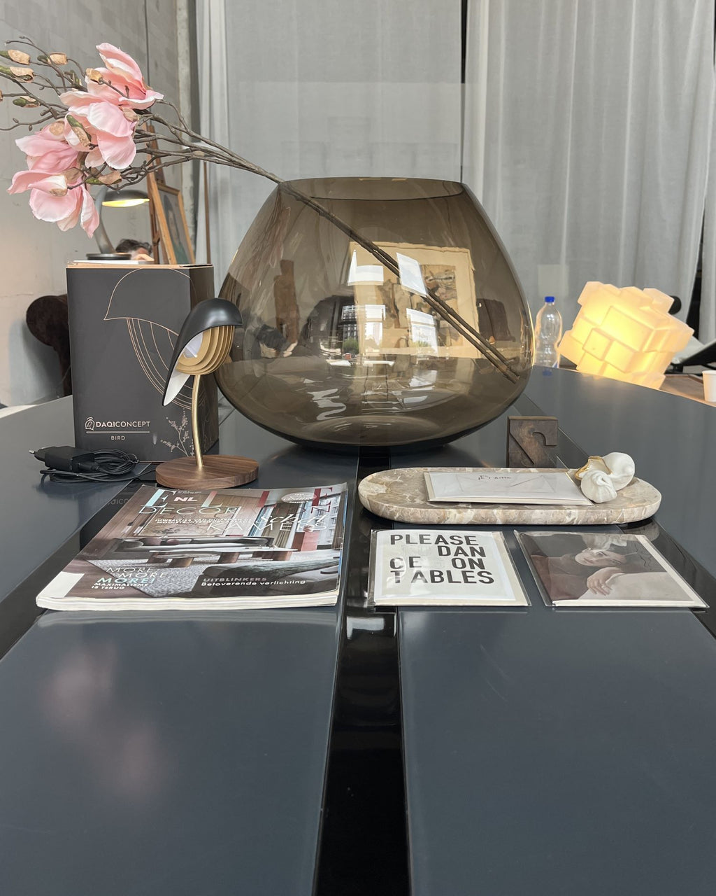Eettafel Galaxy door Umberto Asnago voor Giorgetti