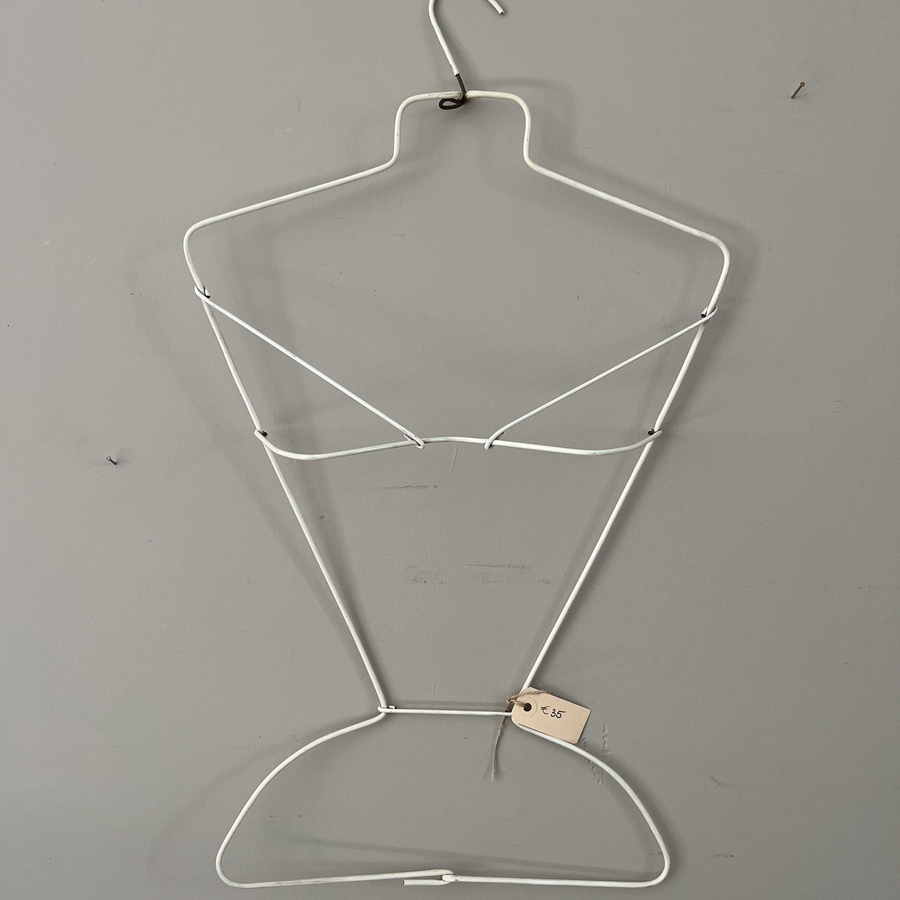 Kleiderbügel für Schaufensterpuppen