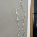 Kleiderbügel für Schaufensterpuppen