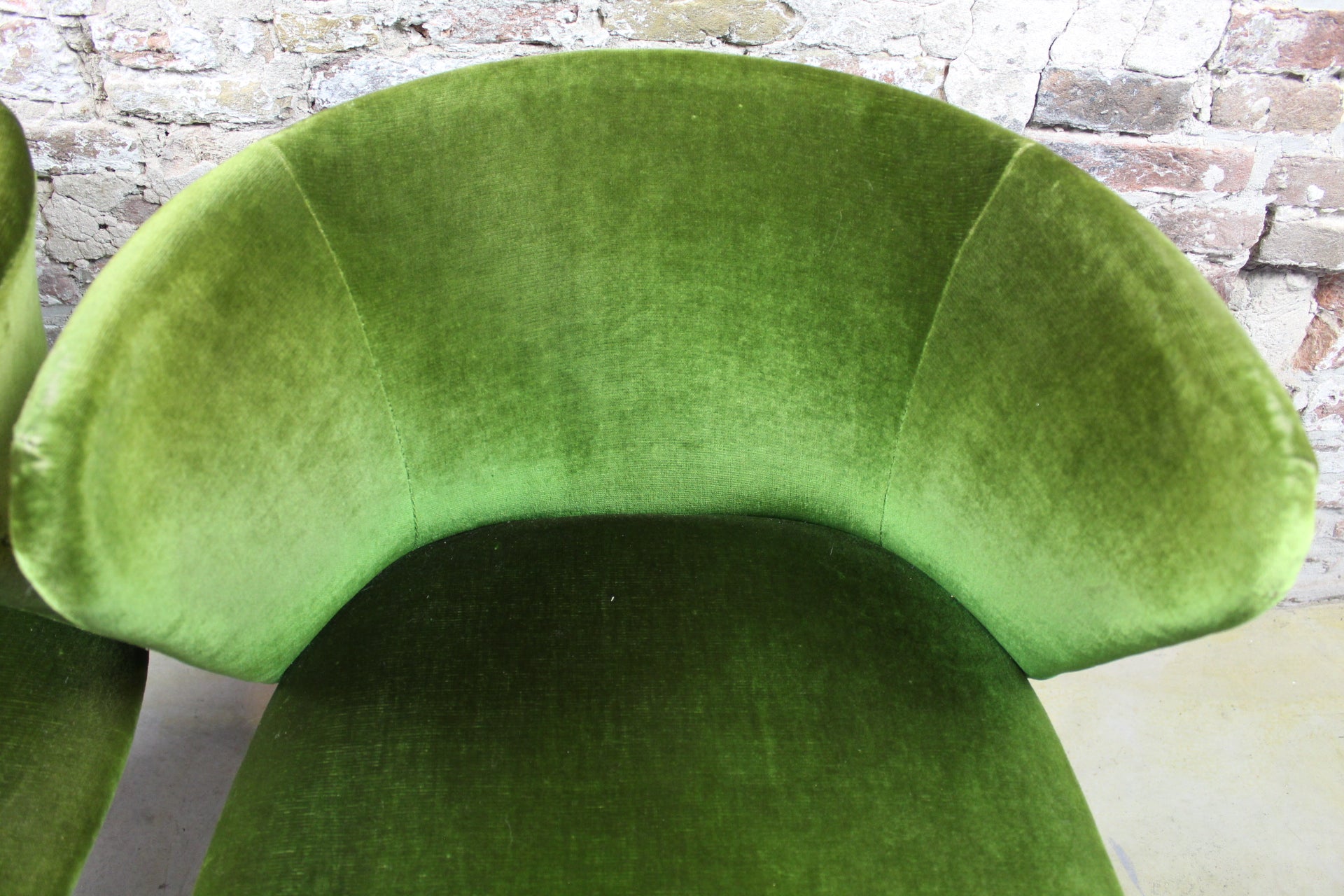 Set van 2 midcentury lounge fauteuiltjes, Chroom / Groen velours