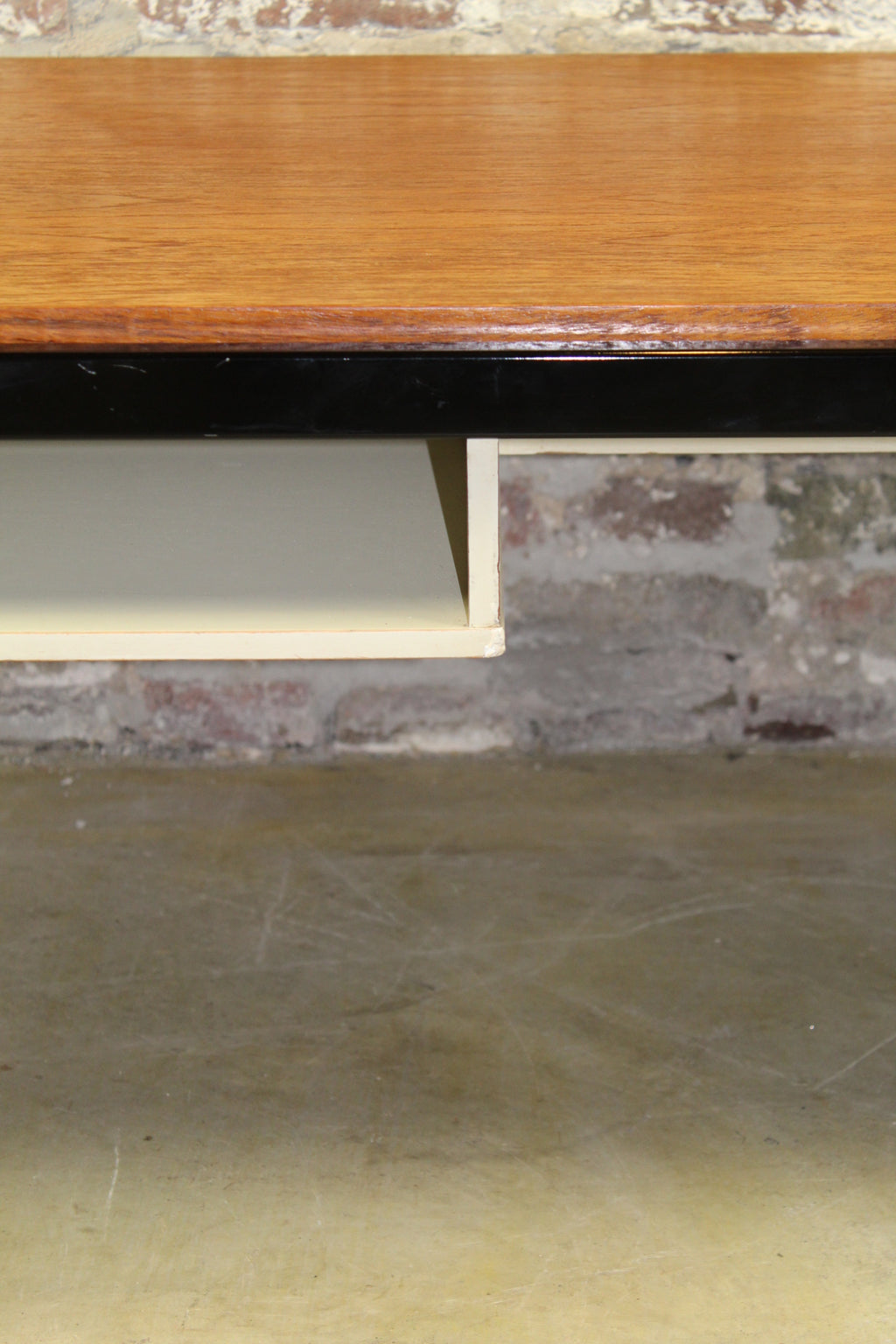 Salontafel. Model TU04 voor Pastoe