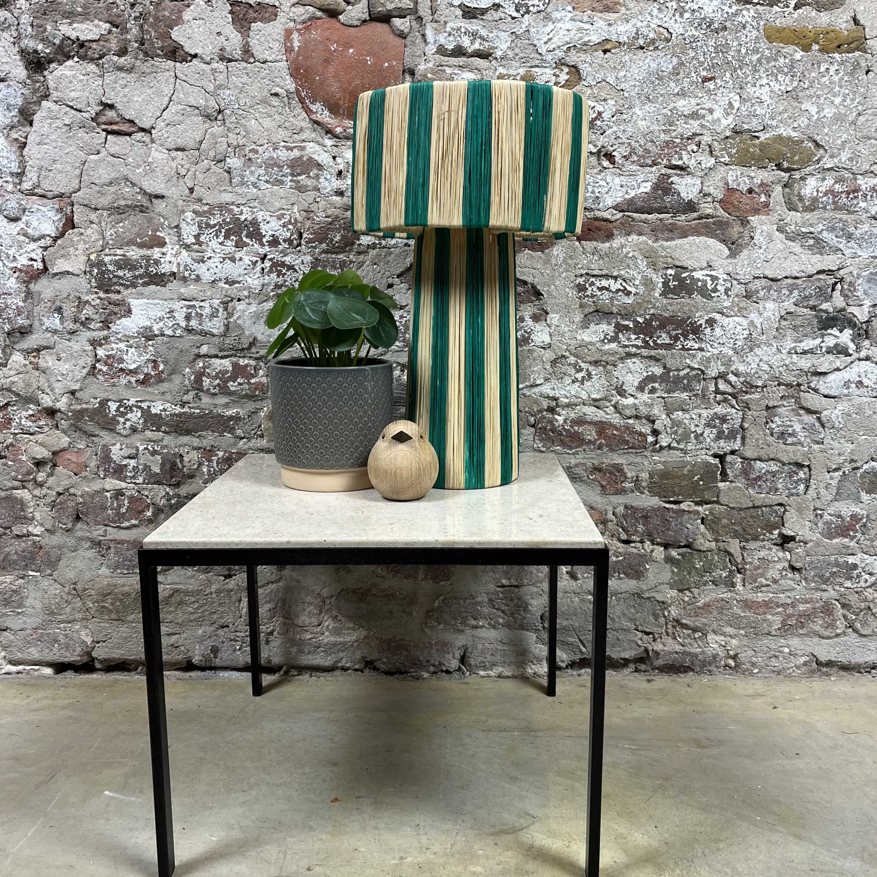 Beistelltisch aus Travertin