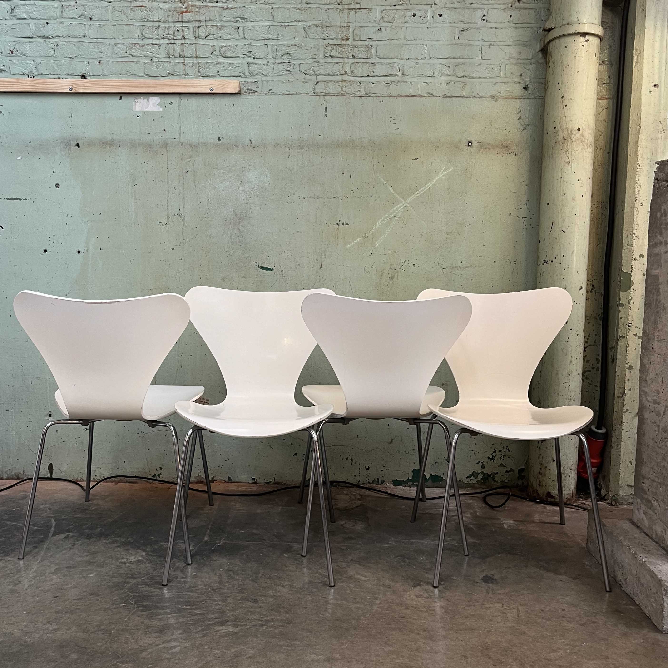 Schmetterlingsstühle