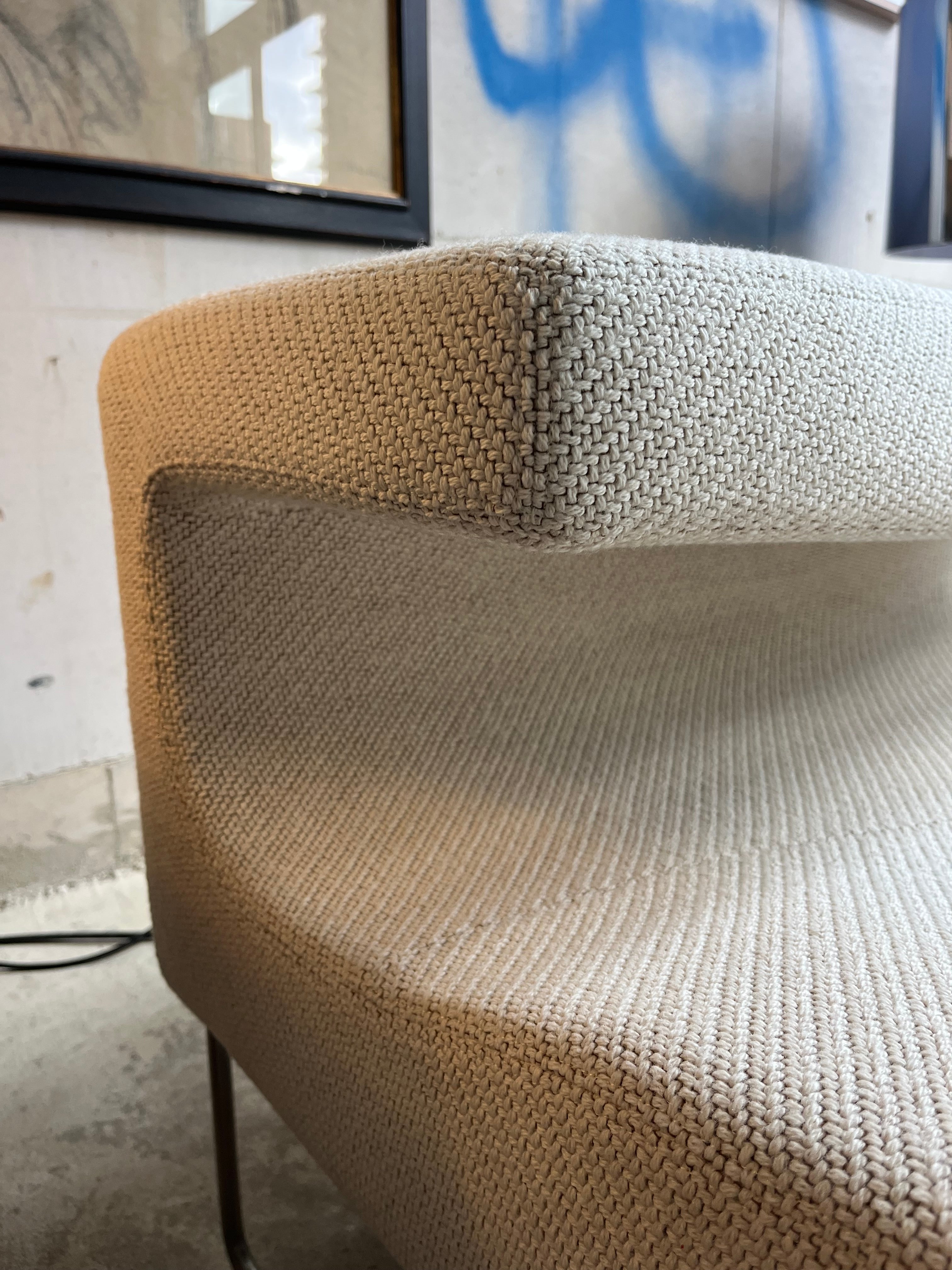 Moroso love chair van Patricia Urquiola