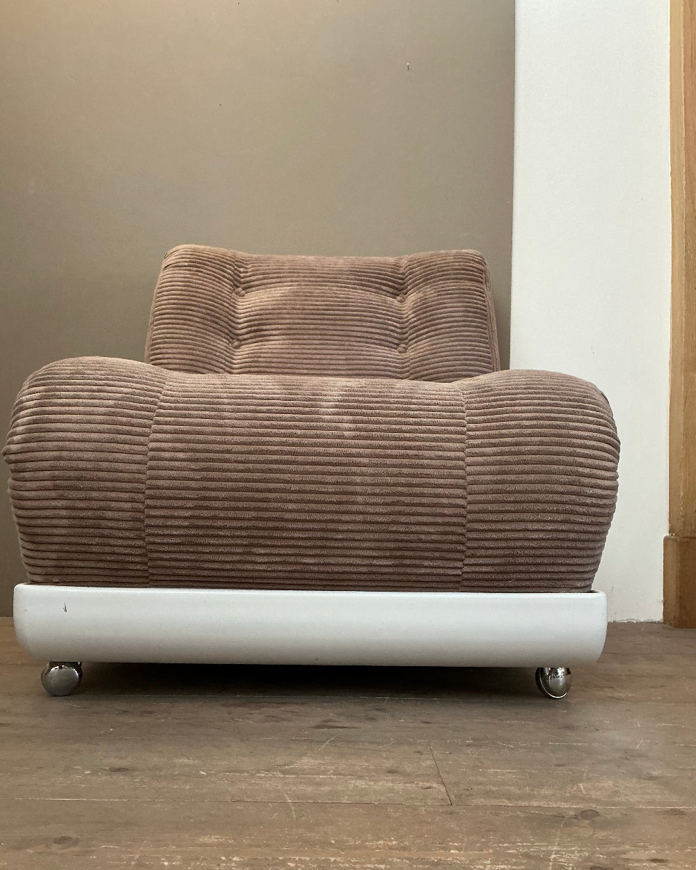 Orbis fauteuil van Luigi Colani voor COR Sitzcomfort