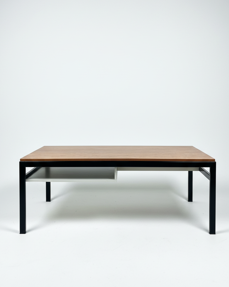 Salontafel. Model TU04 voor Pastoe